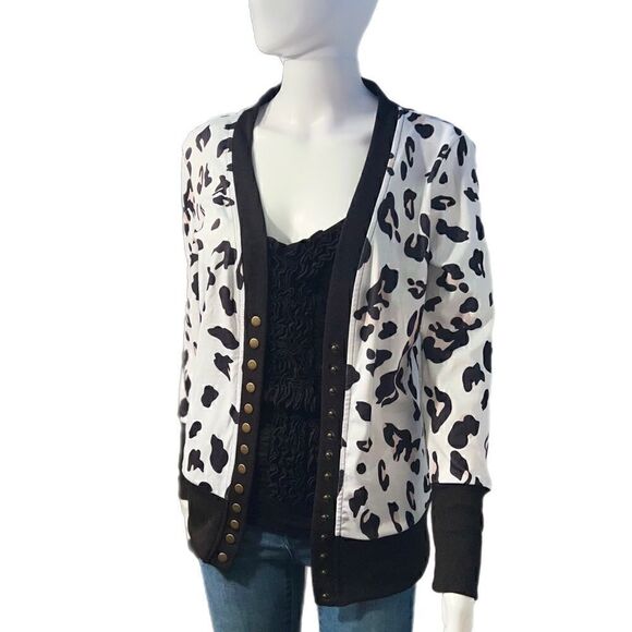 Leopard Print Snap Cardigan - Picture 1 of 11